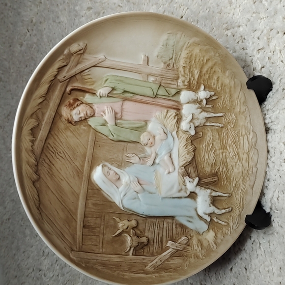 Manger Scene Plate - Picture 1 of 4